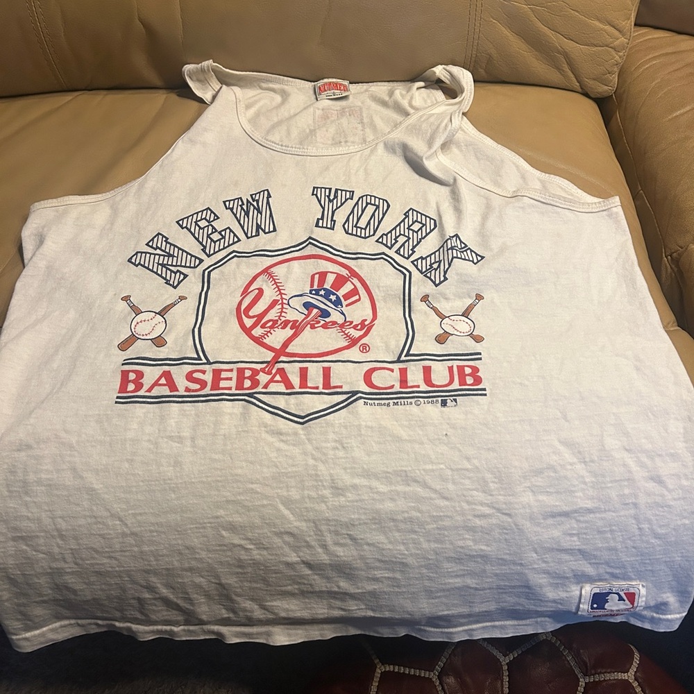 Vintage New York Yankees Baseball Tank Top white